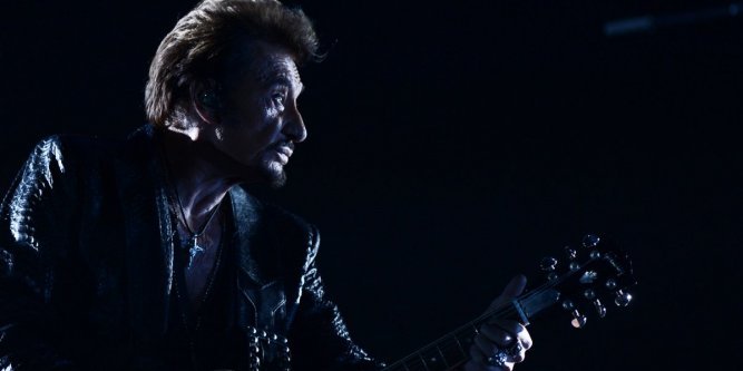 johnny-hallyday-en-2012-en-concert-en-russie_2643226_667x333